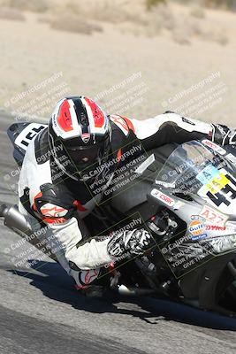 media/Dec-04-2025-Racers Edge (Thu) [[5ebc9f124d]]/2-A Group/1-Session 2 (Turn 7 Inside)/